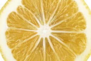 5 deliciosos jugos naturales para deshacerte de la flema
